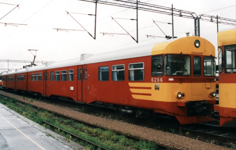 SM2 Triebzug 6066/6266 am 16.07.2000 in Rihimki.