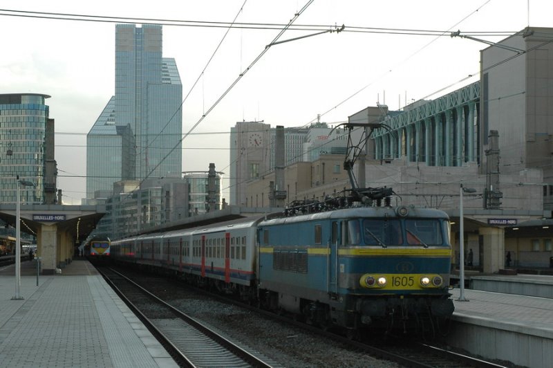 SNCB 1605 im Bahnhof Brssel-Nord am 16.10.2008