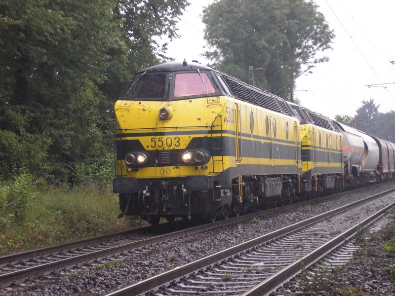 SNCB 5503 in Doppeltraktion mit schweren Gterzug von Aachen-West auf der Rampe Richtung Belgien.Die Tage der 55er auf der Montzenroute sind gezhlt, die Mehrsystemlok Cobra 186 wird seit anfang Dezember 2008 im Grenzverkehr nach Belgien eingesetzt.