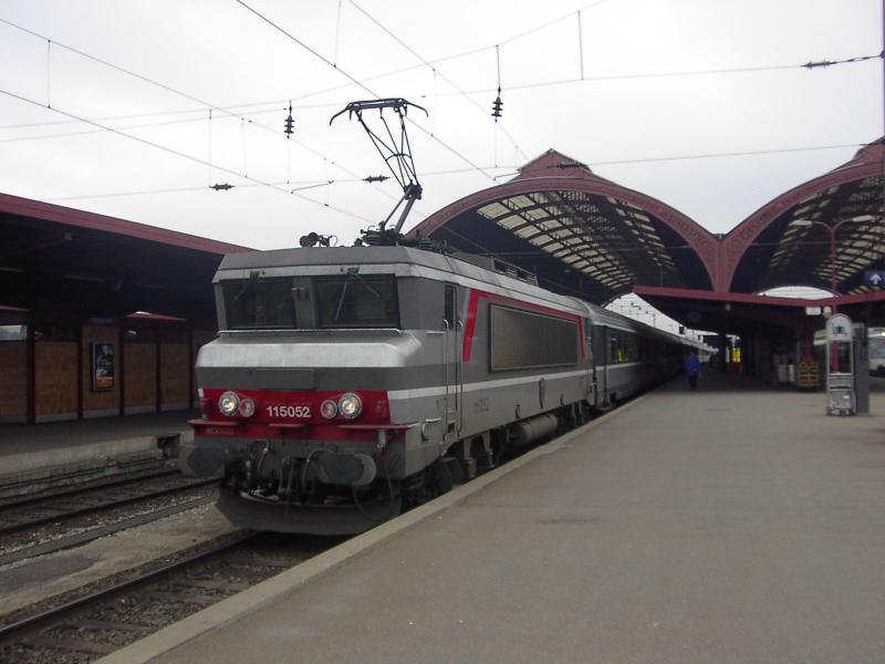 SNCF 115052 in Strasbourg (November 2004)