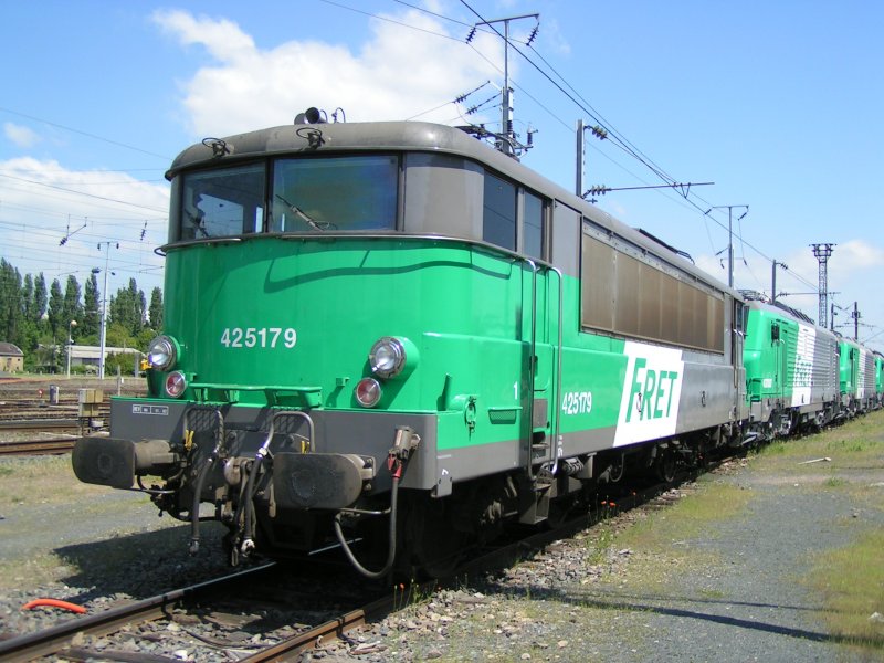 SNCF Elektrolok 425179 der Gesellschaft FRET in Thionville am 16.05.2004