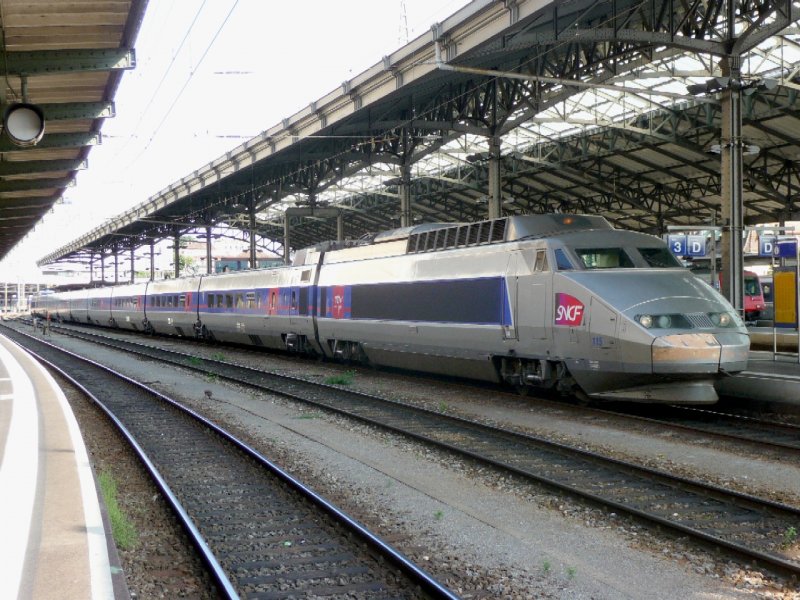 SNCF - TGV Nr.115 im Bahnhof von Lausanne am 01.09.2008