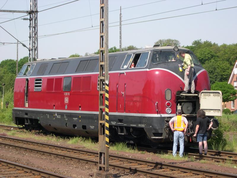So werden de scheibe von ein V200 gereinigd.Hier vor er weiter fhrt nach Rhein am 28-5-2005
