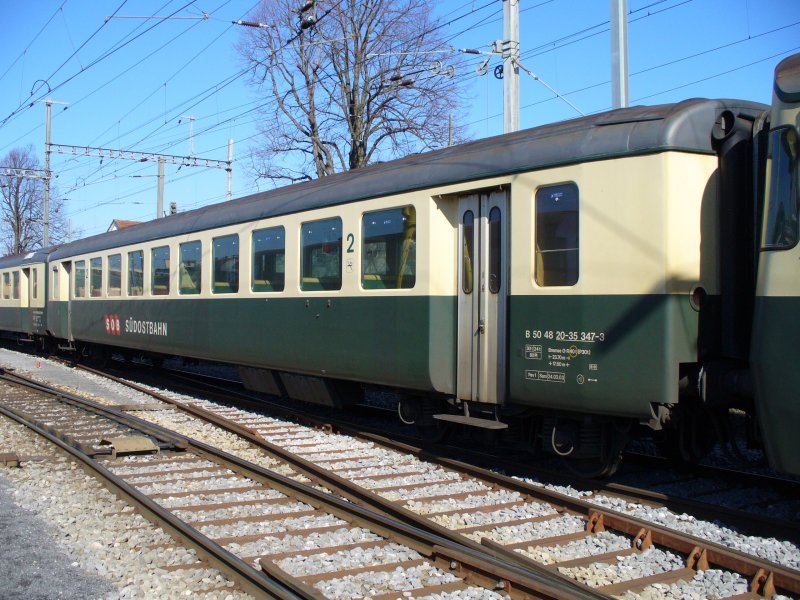 SOB - 2 Kl. Personenwagen B 50 48 20-35 347-3 abgestellt im Bahnhofsareal von Samstagern am 11.03.2007