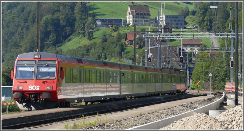 SOB Regionalzug nach St.Gallen mit ABt 173 an der Spitze fhrt in Lichtensteig ein. (20.08.2009