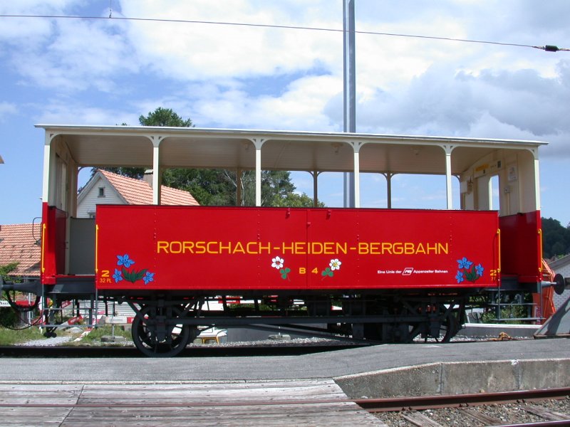 Sommerwagen B4 der RHB aus dem Jahre 1875. Seit der im Juni 2006 beschlossenen Fusion mit den Appenzeller Bahnen prangt bereits an allen Fahrzeugen der neue Zusatz  eine Linie der AB Appenzeller Bahnen  Heiden 02.08.2006