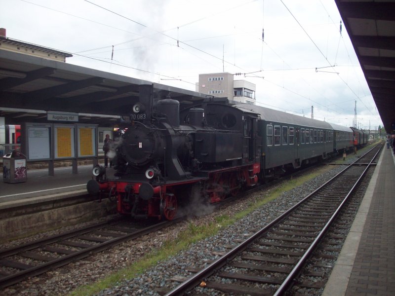 Sonderzug  111 Jahre Ammerseebahn  im Hauptbahnhof Augsburg.
16.05.09