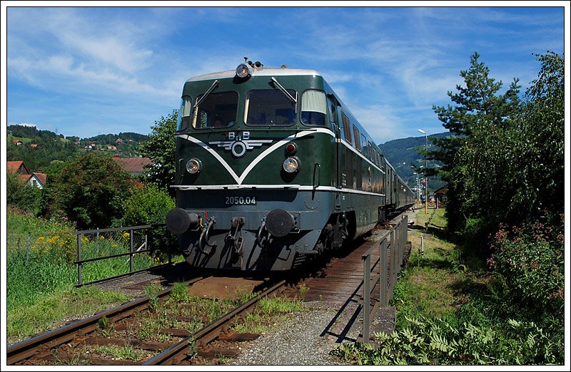 Sonderzug SR 19815 von Leoben nach St. Paul im Lavanttal am 10.8.2008 bei der Ausfahrt aus Wolfsberg.