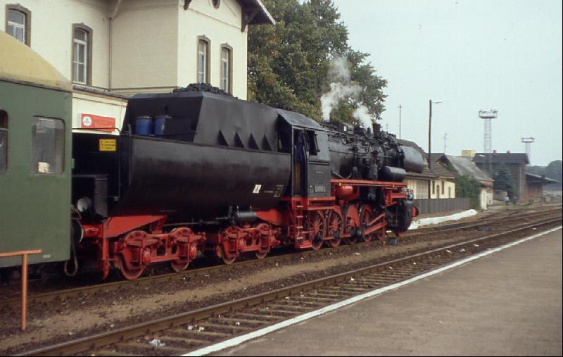 Sonderzugfahrt des VLV Lbeck mit BR 52 8141-5 im Bahnhof Grevesmhlen/Meckl.