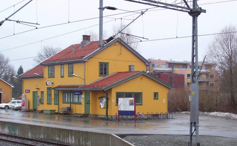 Spikkestad, Norwegen. 
Der Endpunkt der Nebenbahn  Spikkestadbanen .