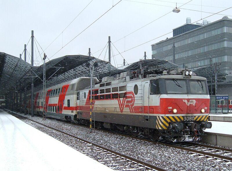 Sr1 3080 mit InterCity am 17.01.2006 in Helsinki C.