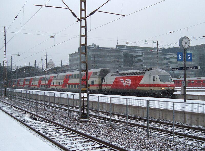 Sr2 mit InterCity am 17.01.2006 in Helsinki C.