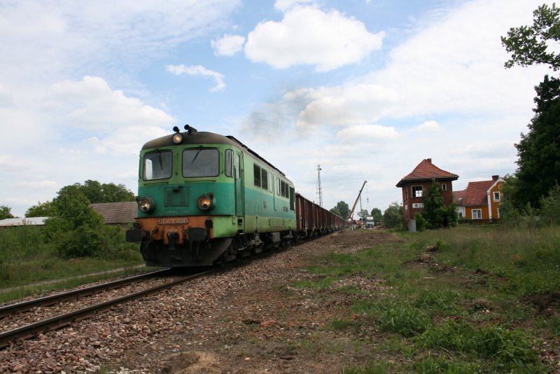 ST 43-406 bei Ausfahrt aus dem Bahnhof Wezyska (Merzwiese) am 21.05.2008