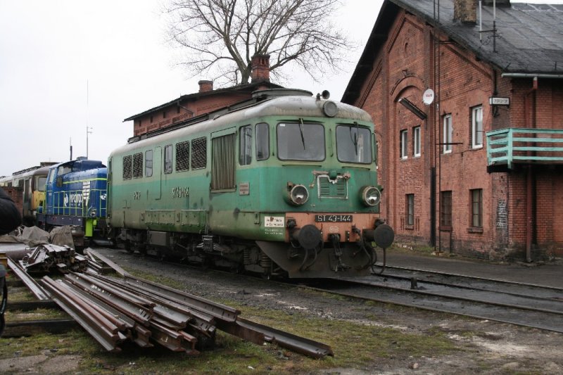 ST43-144 in Weginiec am 07.03.09 Ein chnes Flair gibt hier noch zu sehen!