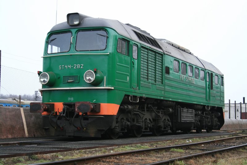ST44-282 im Depot von Torun am 28.12.07