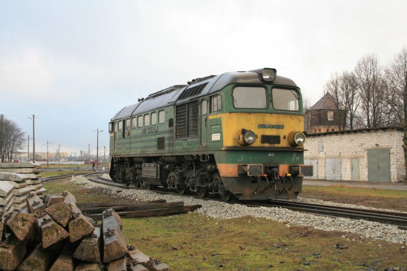 ST44-700 am 29.12.06 in Suwalki