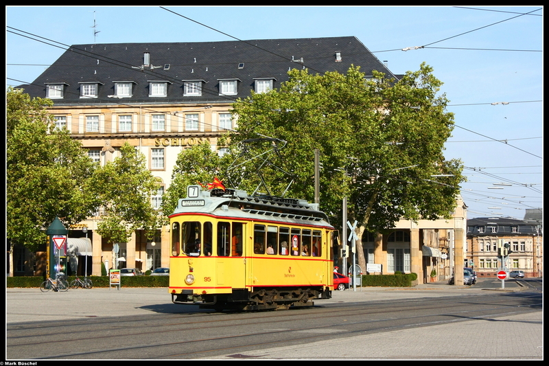 Stahlwagen 95 am Hauptbahnhof.