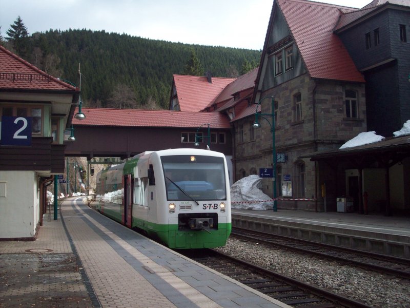 STB am Bahnhof Oberhof(Thr.). 09.04.09