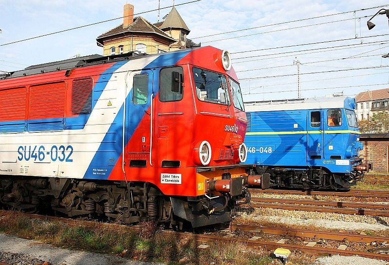 Stelldichein aus anderer Perspektive
SU 46-032+048 in Cottbus am 18.10.08