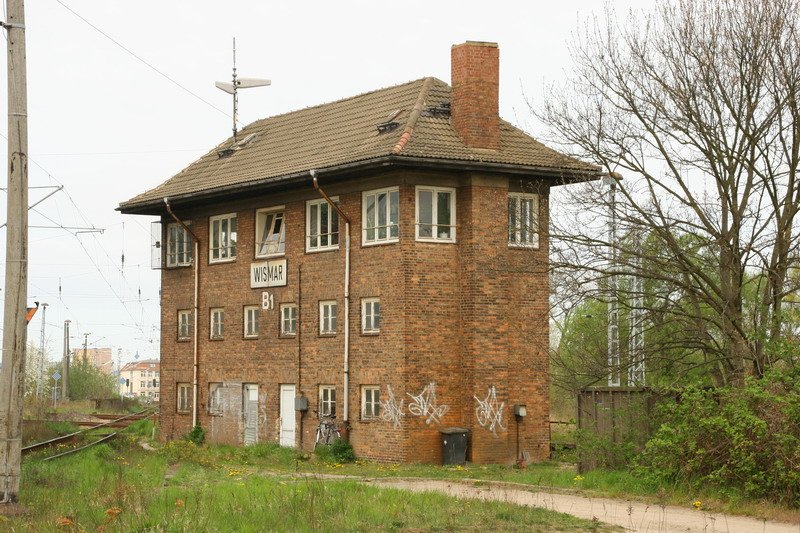 Stellwerk B1 in Wismar. Das letzte besetzte Stellwerk in Wismar. 04/2007