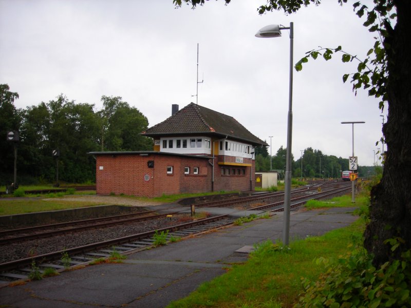 Stellwerk des Bahnhofes Soltau im sommer 2007
