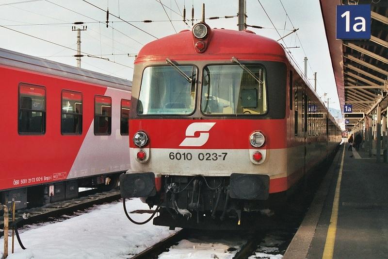 Steuerwagen 6010.023 in Graz Hbf. im Mrz 2004