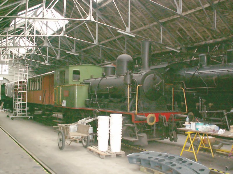 Stiftung  Locorama  Ein Tigerli E 3/3 der Schweiz.Reederei.Sie war einst fr das Be-und Entladen der Eisenbahnfhren im Hafen von Romanshorn zustndig.04.04.09

