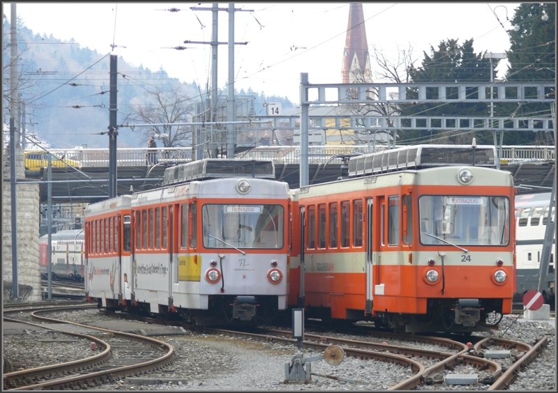 Stossverkehr und Ersatzfahrzeuge Be 4/4 der TB abgestellt im Nebenbahnhof St.Gallen. (20.03.2009)