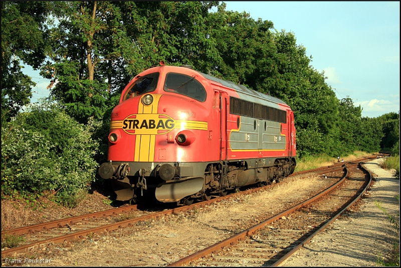 STRABAG My1125 ruht sich in der tiefstehenden Sonne aus (Berlin Grnau, 15.07.2009)