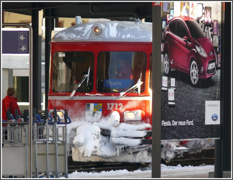 Strasse oder Bahn, das ist die Frage, momentan hat die Strasse die Nase vorn. Bf Chur(23.11.2008)