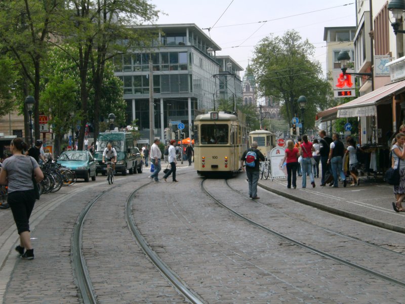 Straenbahn in Freiburg im Breisgau am 09.05.2009.