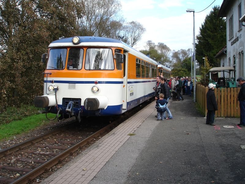 SWEG Triebwagen (VT9 + VT27) am Samstag den 21.10.2006 in ...