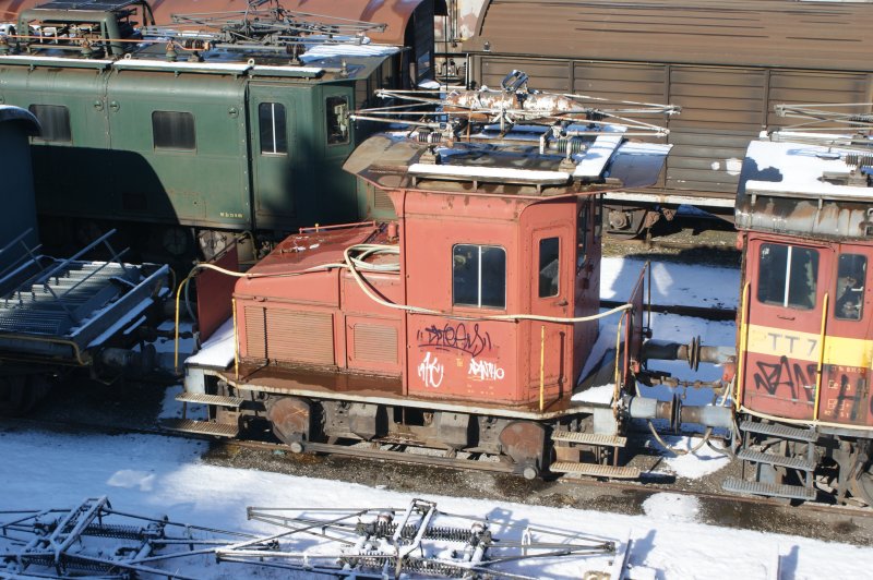 Swisstrain Ee 2/2 abgestellt am Bahnhof Payerne. 13.02.2009