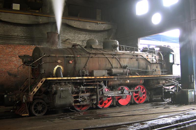 SY 0913 im Ausbesserungswerk in Liuyhou, Dezember 2002