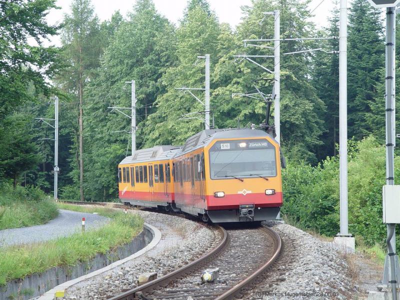 SZU S 10 Eine Zeierkomposition von Be 566 unterhalb Uitikon Waldegg auf dem weg Richtung Zrich HB