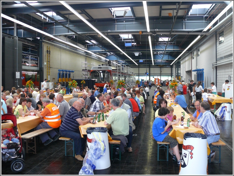 Tag der offenen Tr bei der Einweihung des neuen RBS Depots in Worbboden am vergangenen Samstag. (22.08.2009)