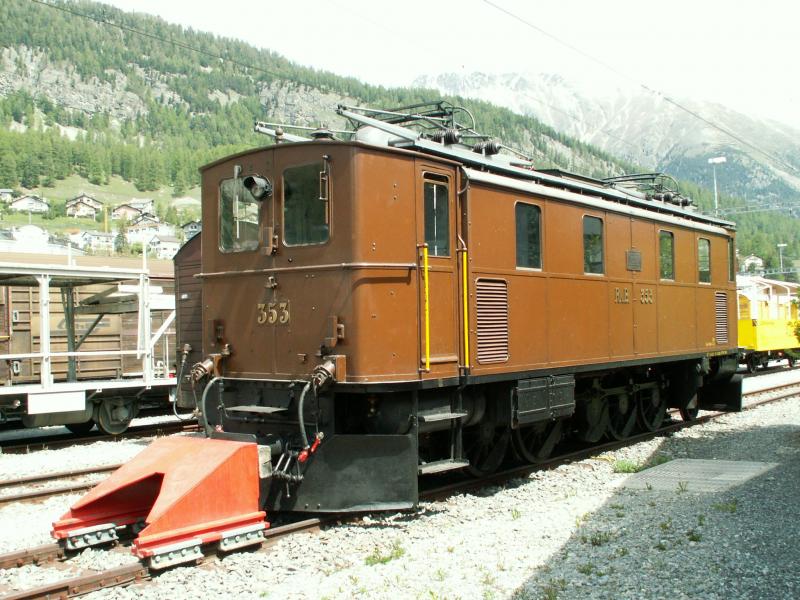 Tag der offenen Tr in Samedan.Oldtimer Ge 4/6 (SLM 1914)No.355  10.06.06