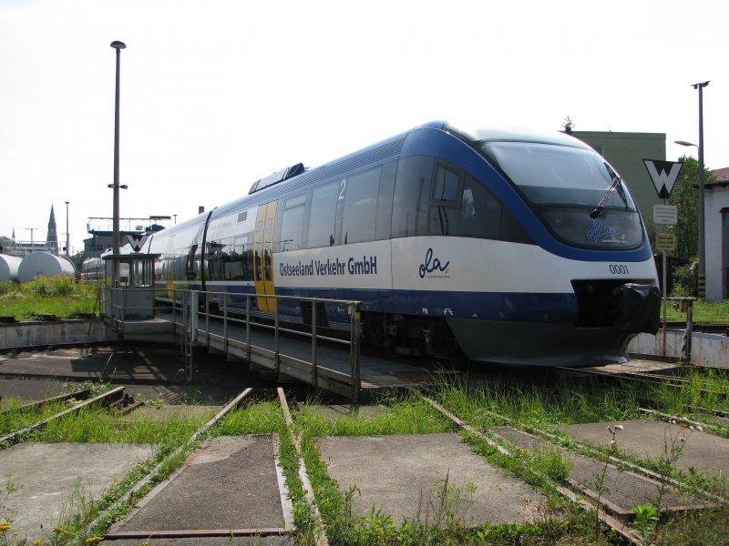 Talent 0001 und 0006  der Ostseeland Verkehr in Schwerin HBF abgestellt