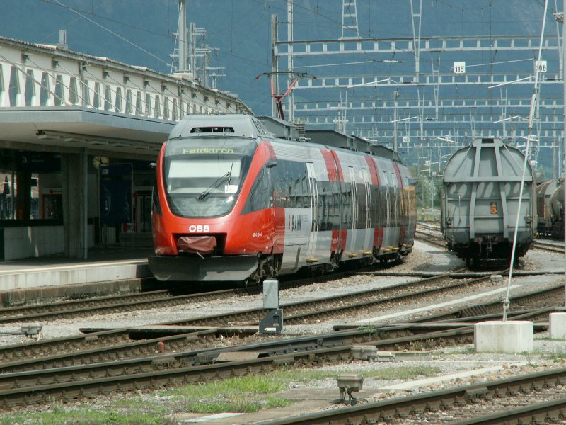  Talent  Triebzug der S-Bahn Vorarlberg nach Feldkirch am 08.07.09 in Buchs/SG