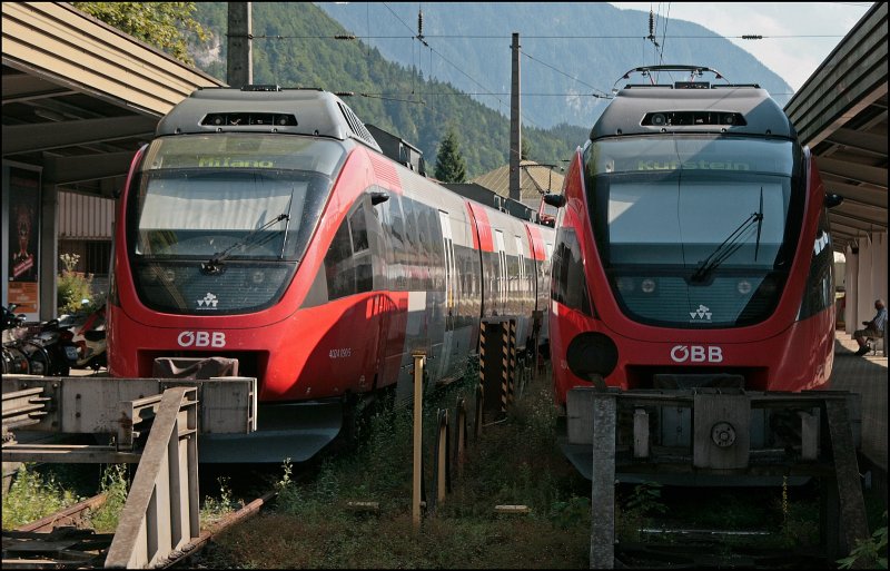 TalENTE in Kufstein: 4024 090 und ein weiterer Triebzug stehen am Nachmittag des 11.07.2008 in Kufstein. Der 4024 090 hat im Zugzielanzeiger  MIALNO  als Ziel angegeben;-)
