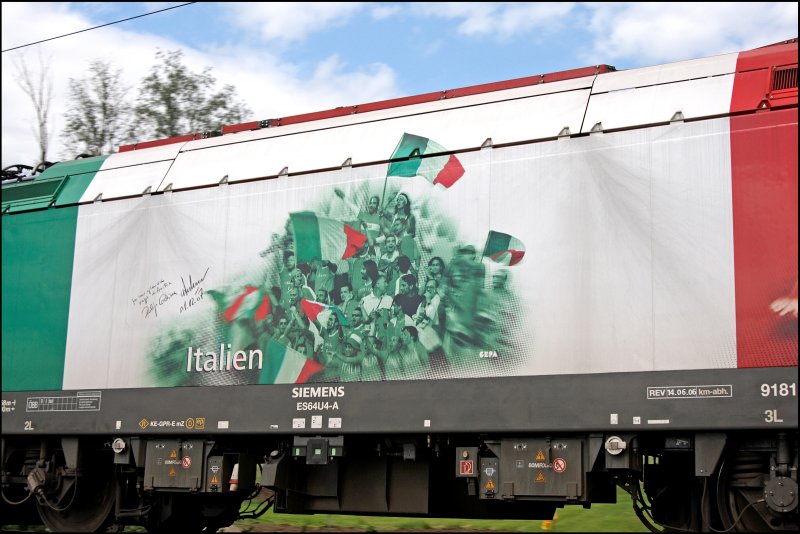 Taufpate ist die italienische Schiedsrichterlegende Piereluigi Collina. Am 01.12.2007 unterschrieb er die Lok an der Seitenwand.
