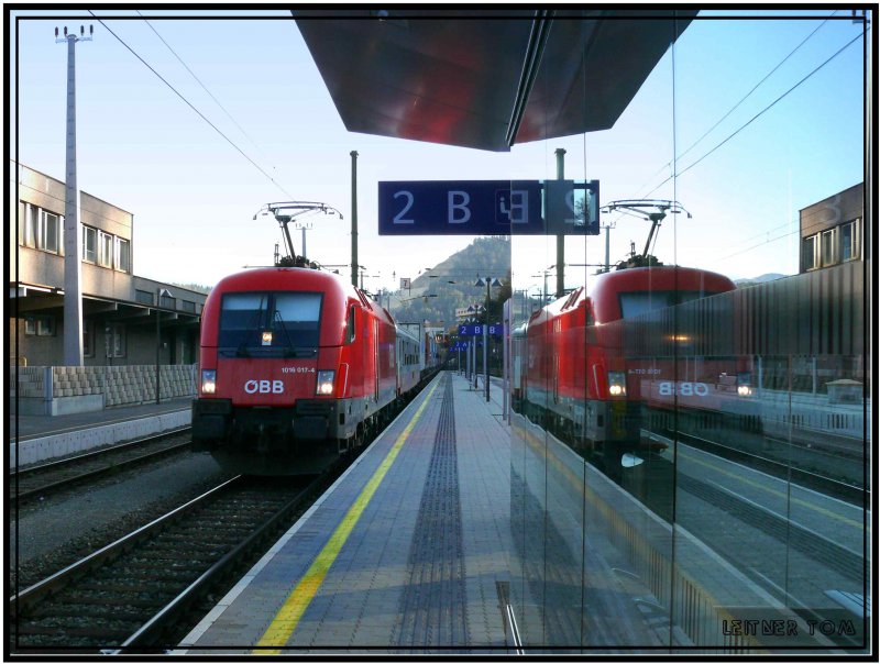 Taurus 1016 .017-4 bei der Durchfahrt in Leoben am 13.04.2007