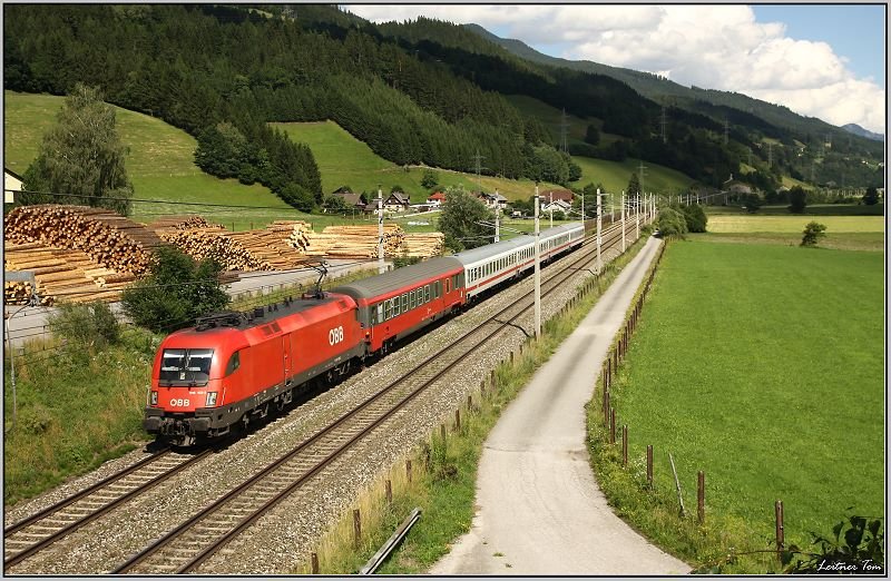 Taurus 1016 102 fhrt mit IC 518   Karl Bhm  von Graz nach Salzburg.
Trieben 20.07.2008