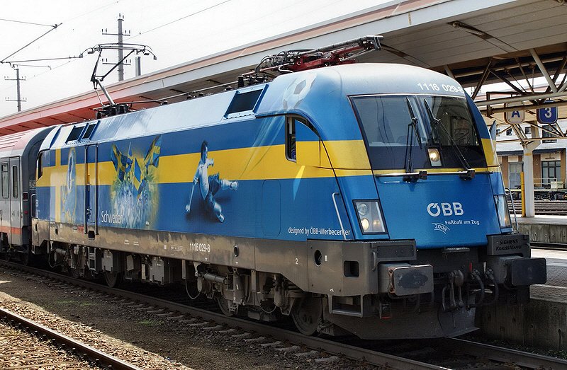 Taurus 1116 029 (EM-Lok Schweden). Aufgenommen am 31.05.2009 am Bahnhof Amstetten.