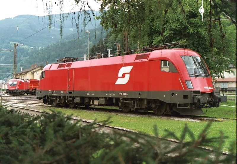 Taurus 1116.083 abgestellt in Selzthal im August 2003