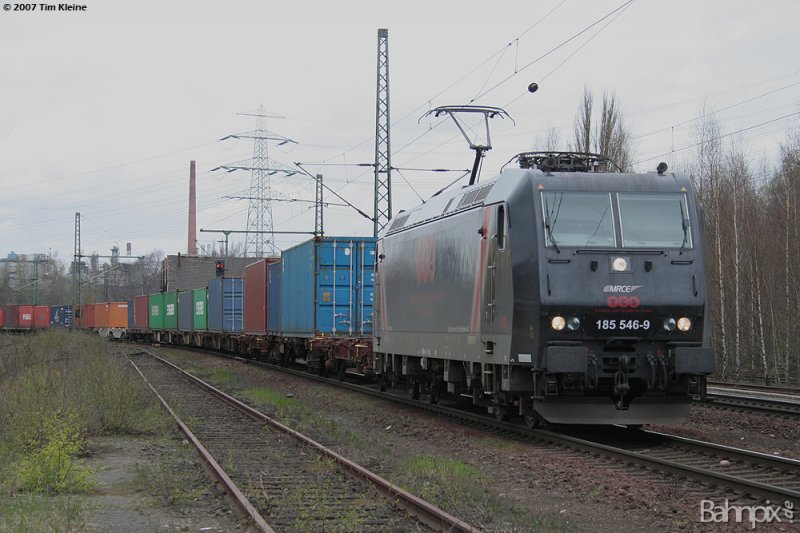 TCS 185 546 am 06.04.2007 bei Hamburg-Unterelbe. www.bahnpix.de