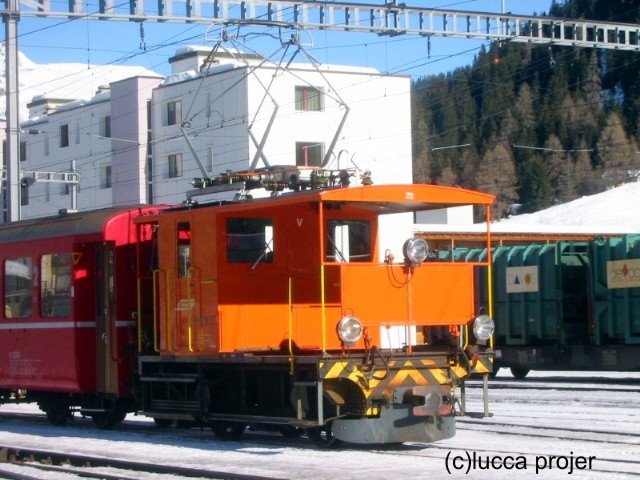 Te2/2 72 in Davos.Dieser Traktor wurde am 25.9.08 abgebrochen,deshalb besitzt die RhB leider keinen solchen Traktor mehr.