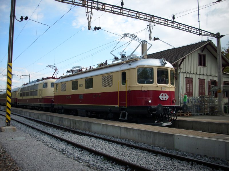 TEE Classics unterwegs mit Re 4/4` 10034 TEE mit der DB Br 103 in Kreuzlingen Hafen anlsslich der Jungfernfahrt von der 10034 am 18.04.09