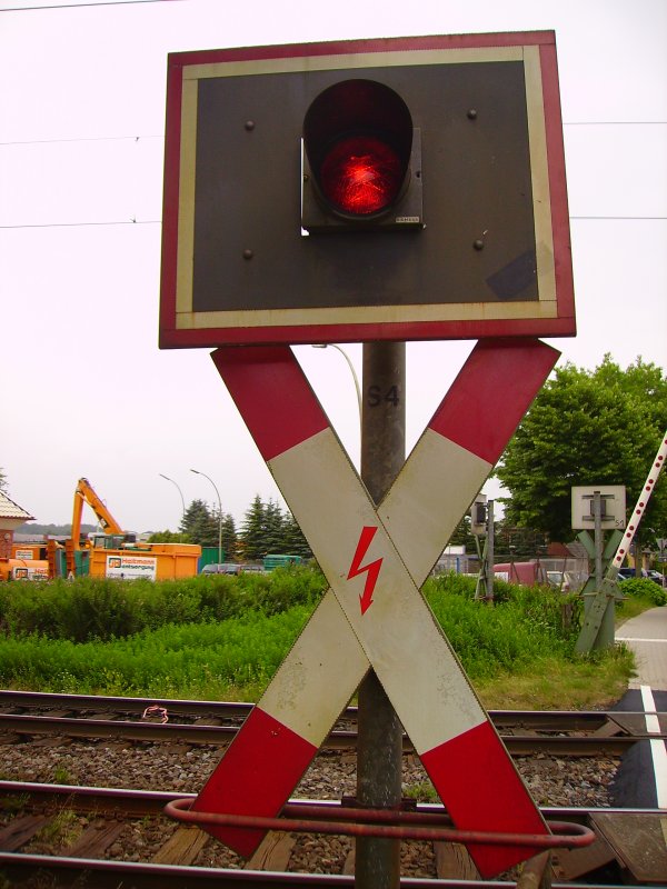 Teil des Bahnberganges im Gelingweg in Elmshorn. 13.06.07