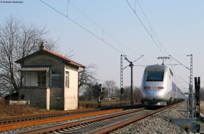 TGV 4407 als TGV 9571 (Paris Est-Stuttgart Hbf) an der Bk Basheide 22.3.09
